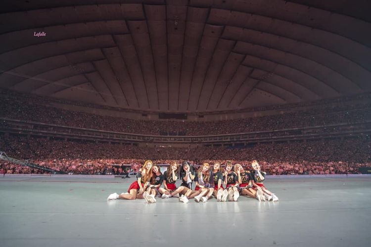 Konser TWICE di Tokyo Dome, Jepang, yang berlangsung pada 29 dan 30 Maret 2019.