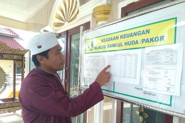 Ibrahim Marbot di Masjid Samiul Huda Jalan Kopral Dahri Sembayu, Kelurahan Sungai Buah, Kecamatan Ilir Timur (IT) II Palembang,  memberanikan diri untuk maju sebagai caleg dari partai Garuda.