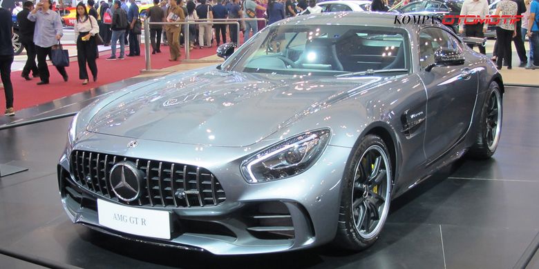 Mercedes AMG GT R