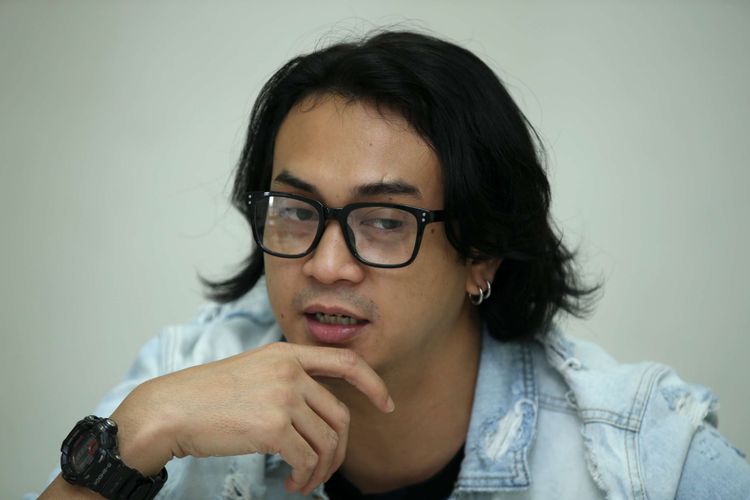 Artis peran Dimaz Andrean saat wawancara di kantor redaksi Kompas.com, Palmerah, Jakarta Barat, Selasa (3/4/2018). Film El yang dibintanginya akan tayang di bioskop mulai 9 Mei mendatang.