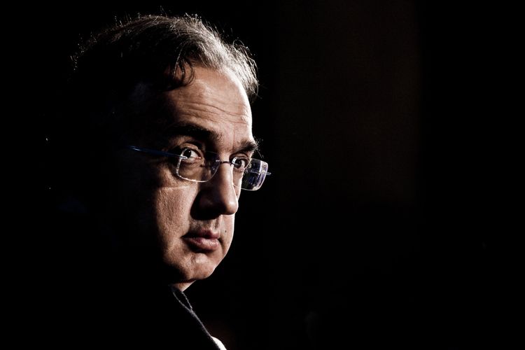 Sergio Marchionne CEO FCA meninggal dunia di usia 66 tahun.