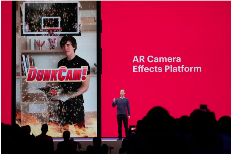 Mark Zuckerberg saat memperkenalkan fitur kamera dan efek AR di Instagram