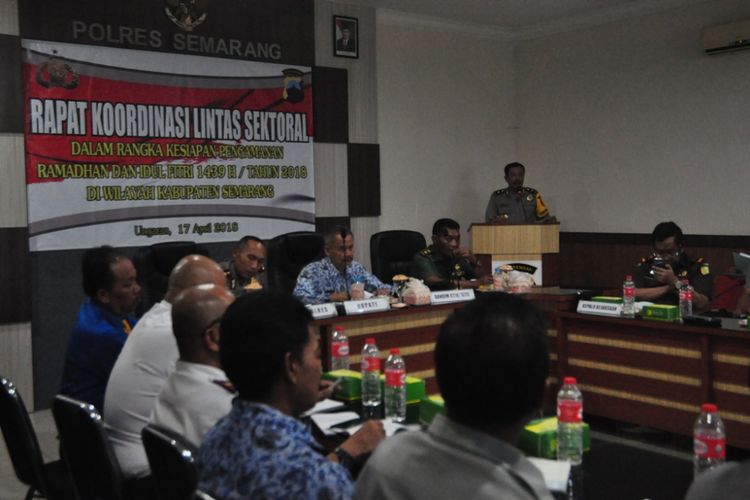 Rakor Lintas Sektoral dalam rangka Kesiapan Pengamanan Ramadan dan Idul Fitri 2018 di Ruang Rapat Utama Polres Semarang, Selasa (17/4/2018) sore.