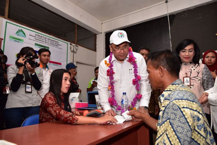 Menteri Desa Eko Putro bersama manajemen BNI meninjau BUMDes di Pulau Sebatik, Nunukan, Kalimantan Utara
