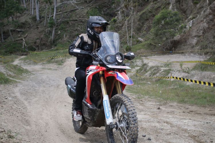 Salah satu daya tarik di HBD Regional Sumatera, bikers boleh menjajal Honda CRF250Rally.