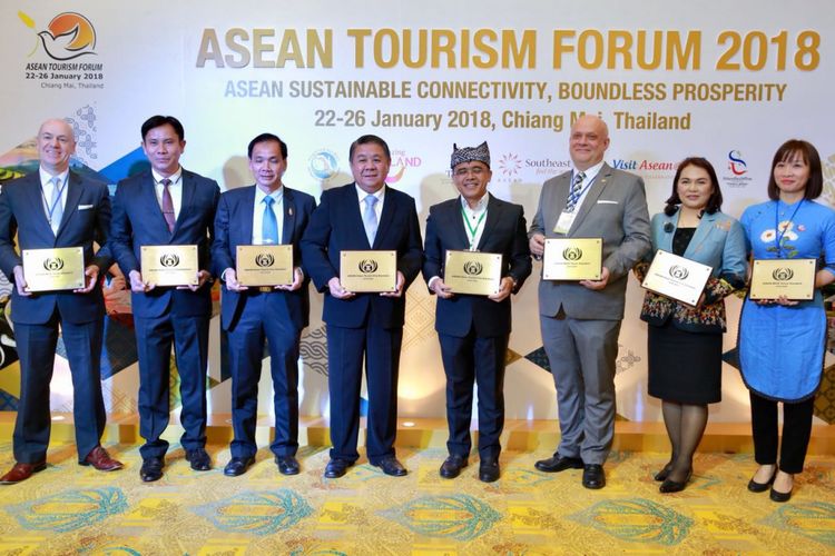 Kabupaten Banyuwangi menyabet penghargaan tertinggi bidang pariwisata tingkat Asia Tenggara, yaitu ASEAN Tourism Standard Award (ASEAN).