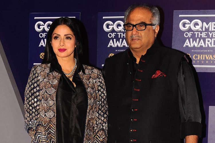 Aktris Bollywood Sridevi dan suaminya, Boney Kapoor, menghadiri acara Men of the Year 2017 di Mumbai pada 22 September 2017.