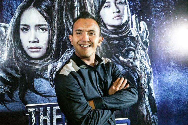 Caisar Keep Smile dalam gala premiere film The Secret: Suster Ngesot Urband Legend di XXI Epicentrum, Rasuna Said, Jakarta Selatan, Selasa (24/4/2018).