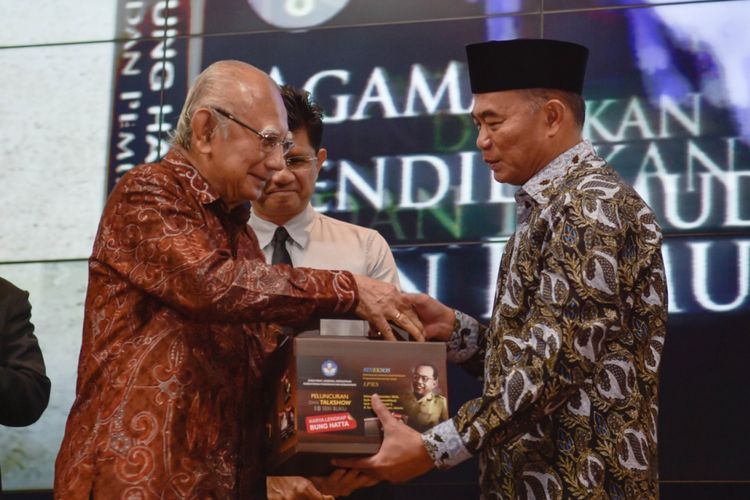 Mendikbud dalam peluncuran buku karya Bung Hatta, di kantor Kemendikbud, Senayan, Jakarta, Selasa (13/11/2018).