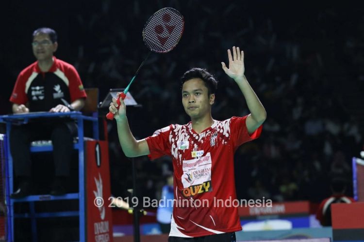 Pebulu tangkis tunggal putra Musica Trinity, Anthony Sinisuka Ginting, saat tampil melawan Brice Leverdez (Berkat Abadi) pada laga Djarum Superliga Badminton 2019, di Sabuga, Bandung, Senin (18/2/2019).