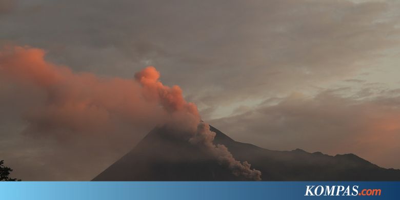 Jumat Dini Hari, Gunung Merapi Keluarkan Dua Kali Awan Panas