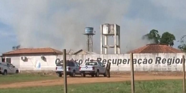 Otoritas keamanan dari Negara Bagian Para, Brasil, mendatangi Penjara Altamira setelah terjadi kerusuhan yang menewaskan 52 napi, dengan 16 di antaranya dipenggal.