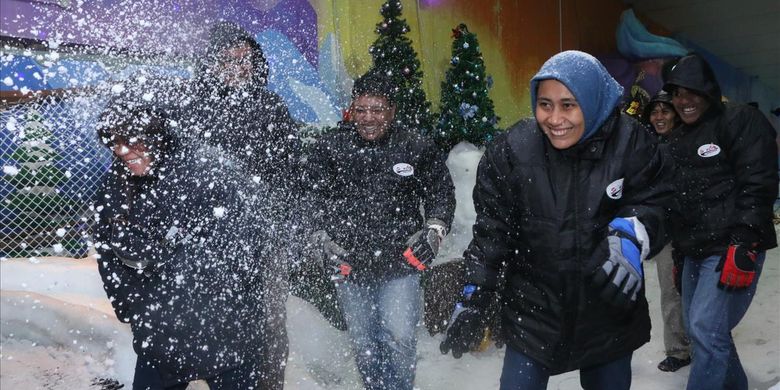 Wahana bermain dan belajar, Snow City yang berada di kawasan Science Center, Singapura memperkenalkan mainan baru yakni Bumper Car.