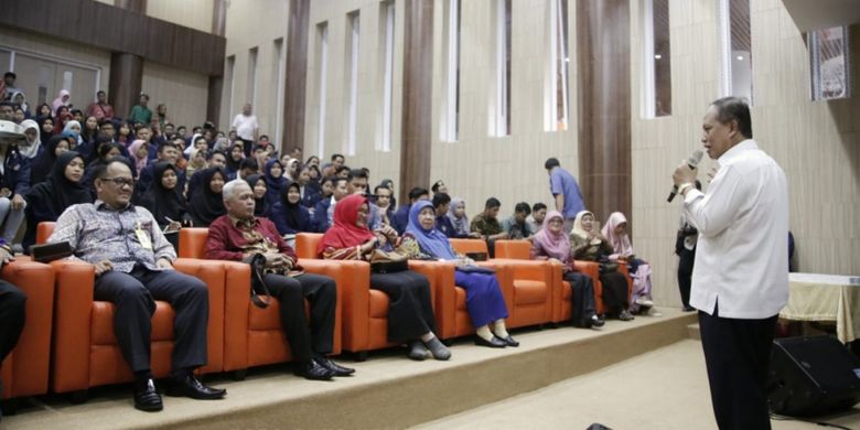 Menristekdikti di Universitas Tanjungpura (Untan) Pontianak (18/1/2019).