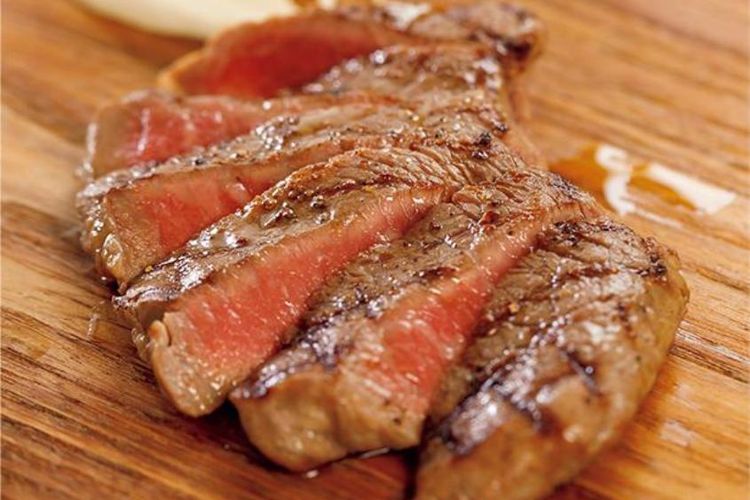 Wagyu  Rump Char-grill (3.024 yen untuk 100 gram)