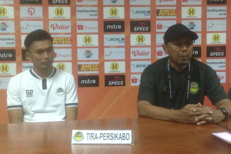 Pelatih PS Tira Persikabo Rahmad Darmawan, memberikan keterangan pers usai memetik 3 poin di kandang Barito Putra, Jumat (9/8/2019).