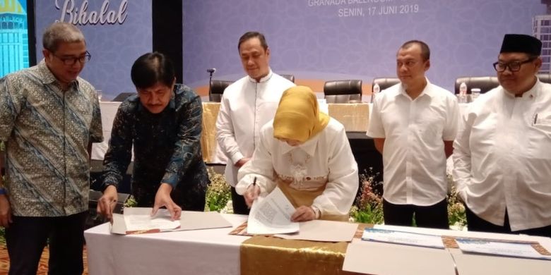 PT Prima Jaringan, pengembang Safa Marwa Tower, dan PT Graha 165 Tbk resmi menandatangani memorandum of understanding (MoU) di Menara 165, Jakarta, Senin (17/6/2019).