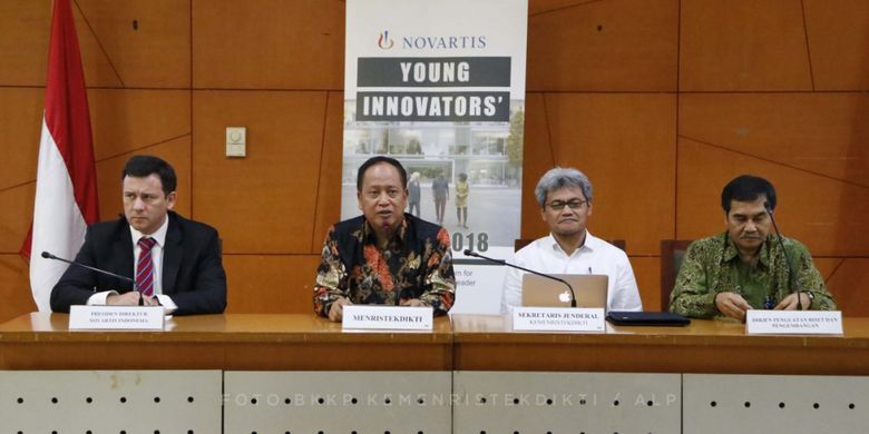 Menristekdikti dalam sambutan peresmian Program Novartis Young Innovators? Camp (NYIC) di Gedung Kemenristekdikti di Jakarta (6/11/2018).