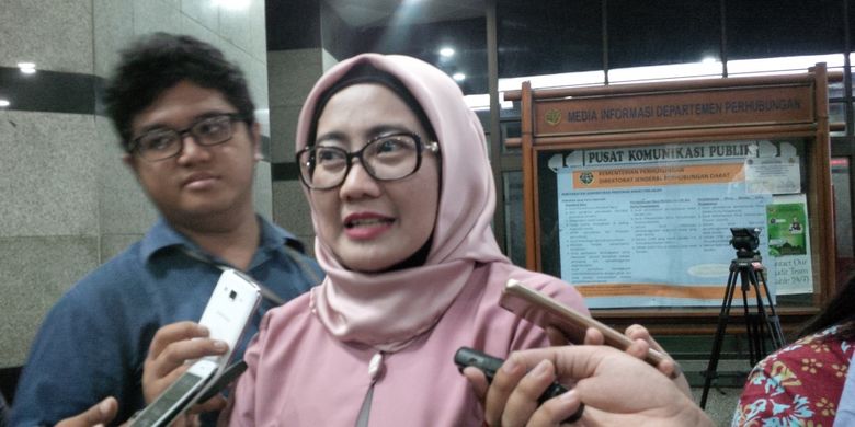 Direktur Utama SMI Emma Sri Martini saat ditemui di Kantor Kementerian Perhubungan Jakarta, Jumat (19/5/2017). ‎