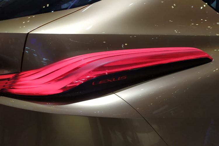Lexus LF-1 Limitless hadir untuk memperlihatkan desain masa depan Lexus