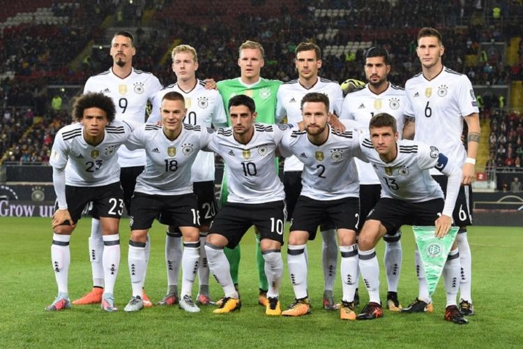 Susunan pemain timnas Jerman pada laga kualifikasi Piala Dunia 2018. 