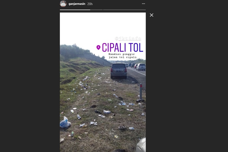 Sampah di sepanjang pinggir jalan Tol Cipali yang dibagi oleh @ganjarmasin.