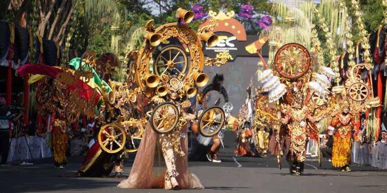 Banyuwangi Ethno Carnival (BEC) 2018 mengambil tema Puter Kayun.