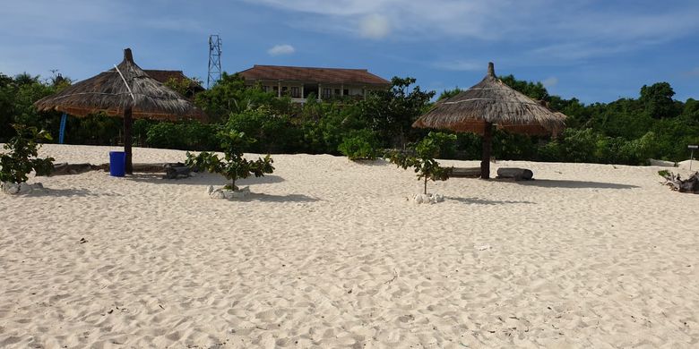 Obyek wisata Pantai Mananga Aba di Kabupaten Sumba Barat Daya, Nusa Tenggara Timur (NTT).
