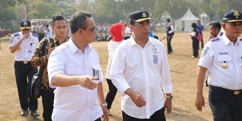 President Direktur Angkasa Pura II, Muhammad Awaluddin, meninjau persiapan bandara untuk menyambut Asian Para Games 2018.