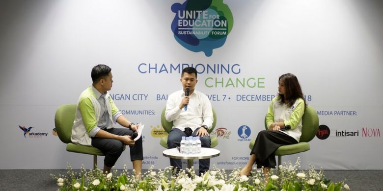 Talkshow bersama Tyovan Ari Widagdo - Founder Bahaso, dan Richele C.I. Maramis  ? Head Corporate Affairs PermataBank (5/12/2018)