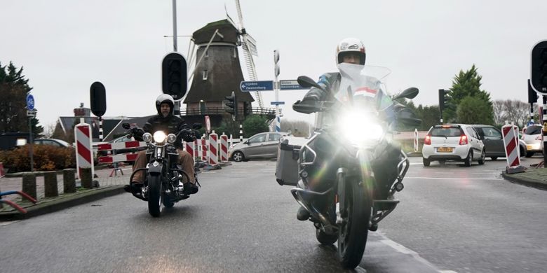 Tim Suryanation Motorland riding singkat berkeliling kota Amsterdam, Belanda pada Kamis (6/12/2018). 