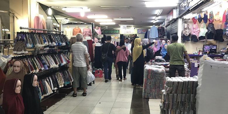 Jelang Lebaran, Pasar Tasik Thamrin City Sepi Pembeli