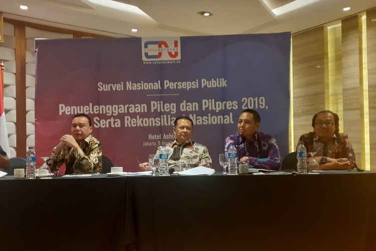 Lembaga jajak pendapat, Cyrus Network, merilis survei nasional di Hotel Ashley, Jakarta Pusat, Jumat (9/8/2019).