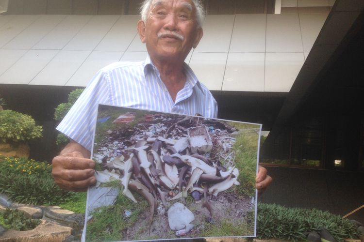 Pemilik penangkaran Hiu di Pulau Menjangan Besar, Pulau Karimunjawa, Jawa Tengah, Minarno atau Cun Ming (81), saat ditemui di Kantor Gubernur Jawa Tengah, di Semarang, Jumat (22/3/2019).