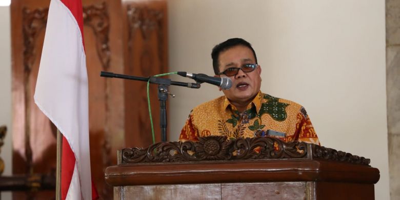 Direktur Bina Kelembagaan Pelatihan Kementerian Ketenagakerjaan, Dudung Heryadi dalam acara Kuliah Umum Generasi Z dan Revolusi Industri 4.0 di Pendopo Malowopati, Bojonegoro, Jumat (19/10/2018).