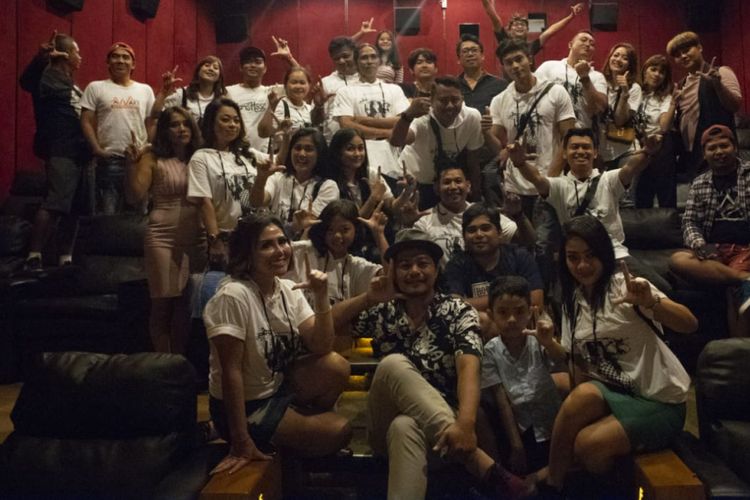Tim produksi dan para pemeran film Leak (Penangkeb) hadir dalam gala premiere film tersebut di Denpasar, Bali, Minggu (3/3/2019) malam