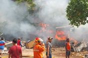 35 Rumah Bedeng di Kebon Jeruk Terbakar