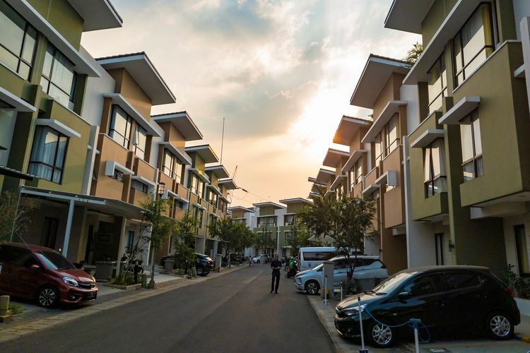Ilustrasi cluster perumahan minimalis di kawasan Tangerang Selatan, Banten. Gambar diambil pada 13 September 2019. 