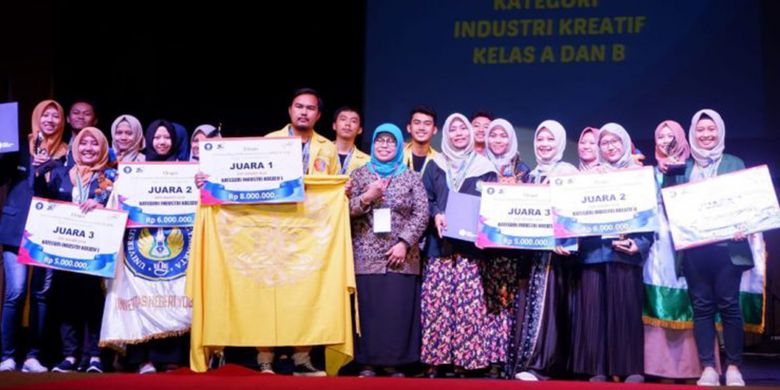 FIA UI berhasil raih juara pertama di ajang kewirausahaan tahunan Expo Kewirausahaan Mahasiswa Indonesia (KMI) IX 2018, Institut Pertanian Bogor.