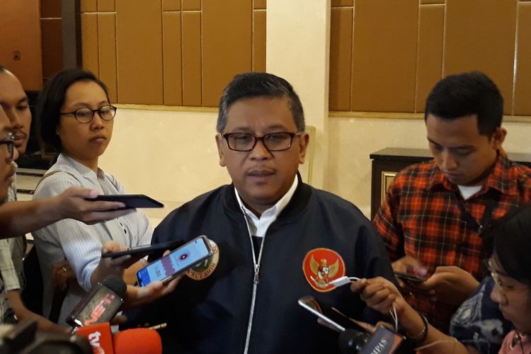 Sekretaris TKN Hasto Kristiyanto di Hotel Sultan, Jakarta Pusat, Kamis (28/3/2019).
