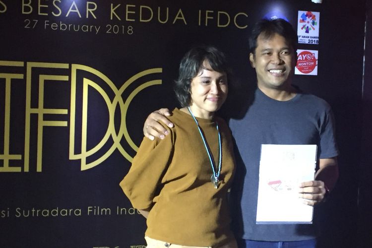 Ifa Isfansyah berpose dalam pelantikannya sebagai Ketua Indonesian Film Director Club (IFDC) untuk periode 2018-2023 di Monopoli Hotel di kawasan Kemang, Jakarta Selatan, (27/2/2018) malam.