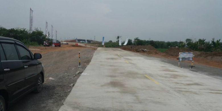 Exit Tol Beji dalam Jalan Tol Pejagan-Pemalang di Pemalang