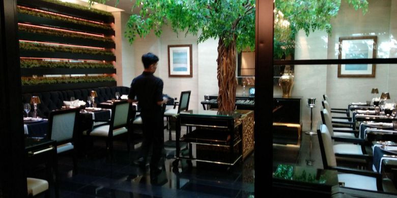 Joël Robuchon Restaurant di Resorts World Sentosa, Singapura, Jumat (1/12/2017).