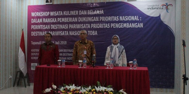 Workshop Wisata Kuliner dan Belanja dalam Rangka Pemberian Dukungan Prioritas Nasional : Perintisan Destinasi Pariwisata Nasional Toba di Hotel Esther, Siborong-Borong, Tapanuli Utara, Sumut, Kamis (11/7/2019). 