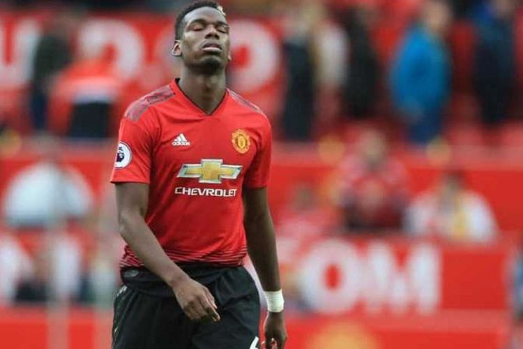 Tindakan Paul Pogba dinilai tidak menghormati para pendukung Manchester United, Senin (22/4/2019)