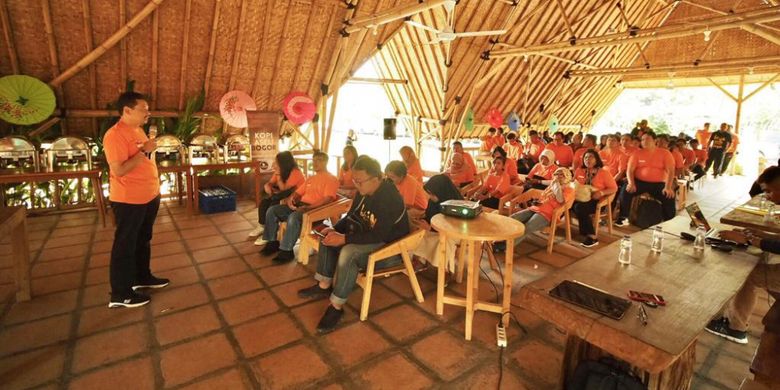 Sesjen Kemendikbud Didik Suhardi memberikan penjelasan perihal zonasi dalam acara Lokakarya Peningkatan Motivasi dan Kerja Sama Sumber Daya Manusia, di Bogor, Jawa Barat, Sabtu (13/10/2018).