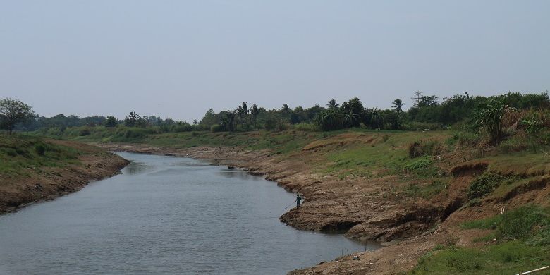 Salah satu sudut Sungai Citarum yang pernah jadi tempat berdirinya Rumah Sejarah Djiauw Kie Siong sebelum dipindahkan sekitar tahun 19657. 