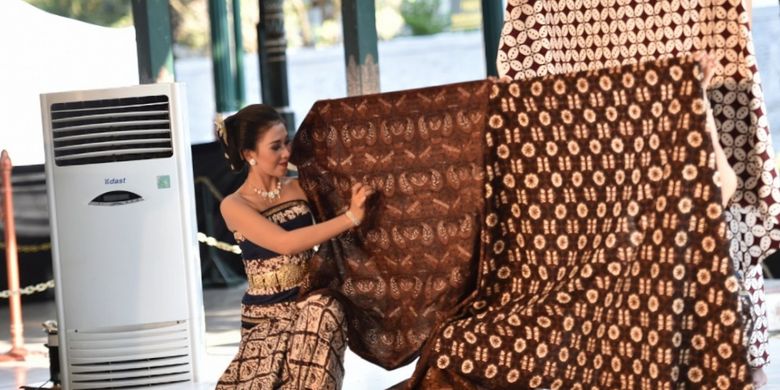 ?Jogya Internasional Batik Bienalle 2018? (JIBB), di Pegelaran Kraton, DI Yogyakarta dan akan berlangsung 2-6 Oktober 2018