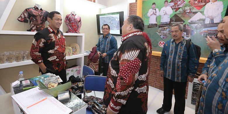 Hendrar Prihadi saat menghadiri gelaran Indonesia City Expo (ICE) 2019