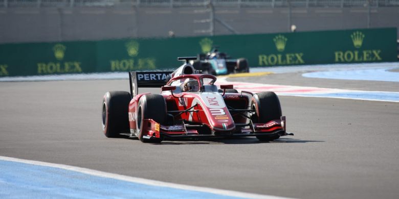 Penampilan pebalap asal Indonesia yang tergabung pada Pertamina Prema Theodore Racing, Sean Gelael, pada seri balapan Formula 2 di sirkuit Paul Ricard, Perancis, Minggu (24/6/2018)